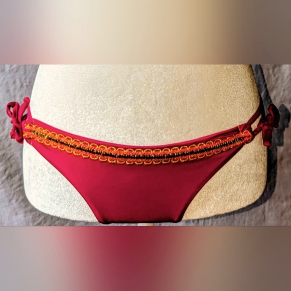Handmade Columbian Beaded and Embroidered  bikini. Maroon/Red. Sz. M. New - Picture 7 of 7